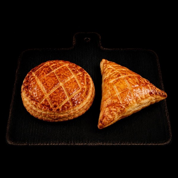 Feuilletés dorés au four